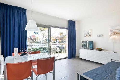 Apartamentos Castellmar Castelldefels Exteriér fotografie